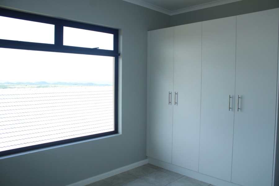 2 Bedroom Property for Sale in Kidds Beach Eastern Cape